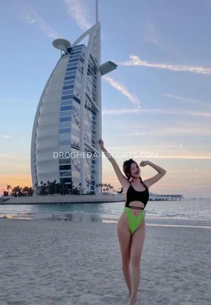 Drogheda escorts Trinity — 1