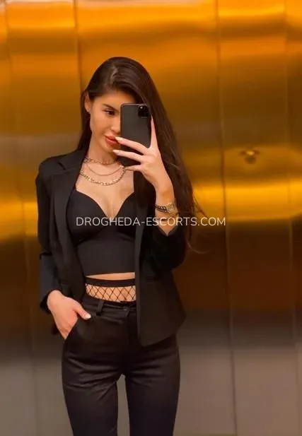 Drogheda escorts Mallory — 4
