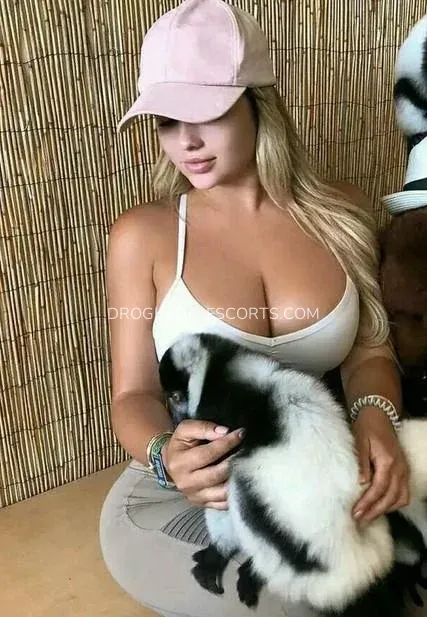 Drogheda escorts Josefin — 1