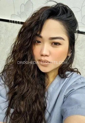 Drogheda escorts Lily — 2