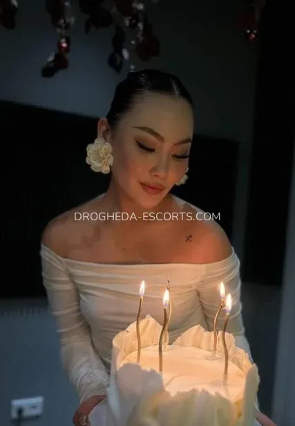Drogheda escorts Delaney — 4
