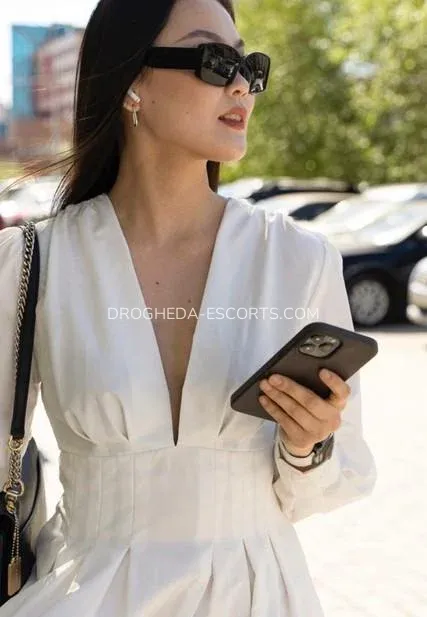 Drogheda escorts Delaney — 5