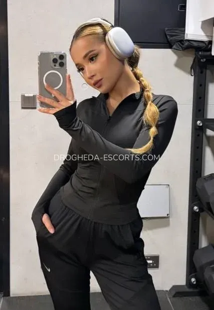 Drogheda escorts Emelie — 3