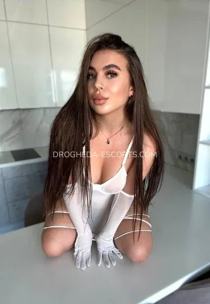 Drogheda escorts Almudena — 1