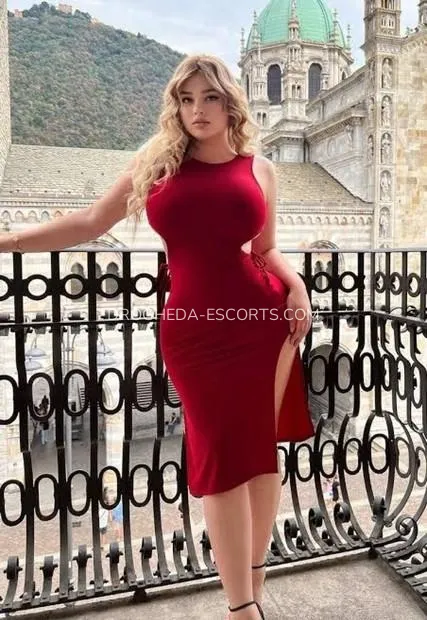 Drogheda escorts Aurora — 2
