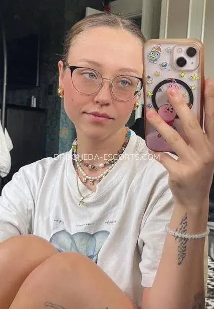 Drogheda escorts Caroline — 3