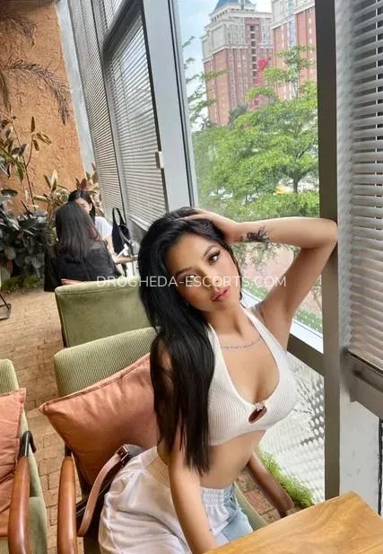 Drogheda escorts Emilia — 7